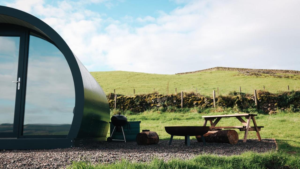 Further Space At Hillhead Farm Luxury Glamping Pods, Dumfries, Scotland エクステリア 写真