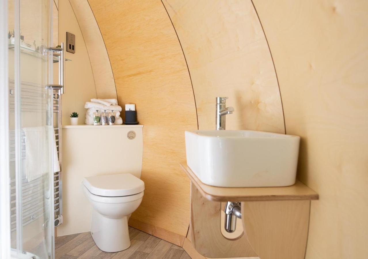 Further Space At Hillhead Farm Luxury Glamping Pods, Dumfries, Scotland エクステリア 写真